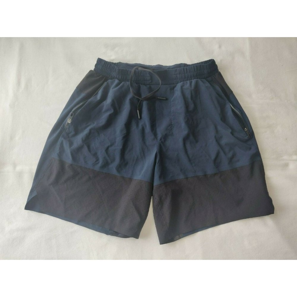 Lululemon shorts whomen size S